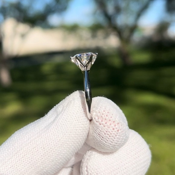 3CT MOISSANITE DIAMOND WEDDING / ENGAGEMENT RING - Picture 6 of 13